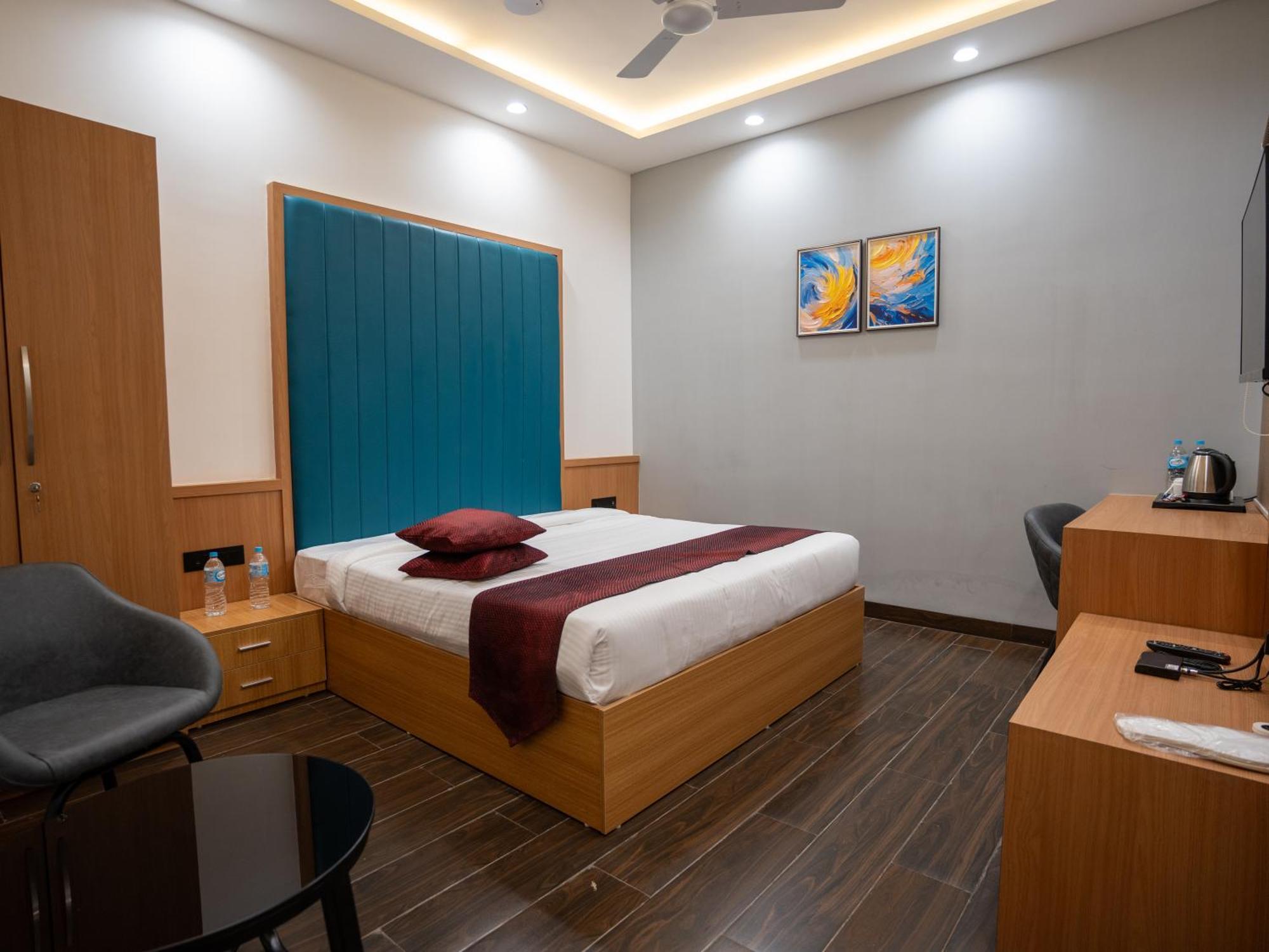 Hotel Alba Inn, Indore Exterior photo